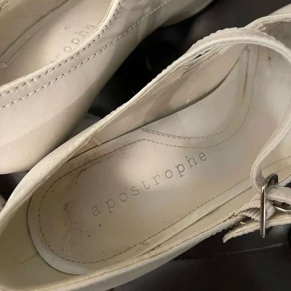 Vintage | Apostrophe | Cream Heels - Picture 11 of 15